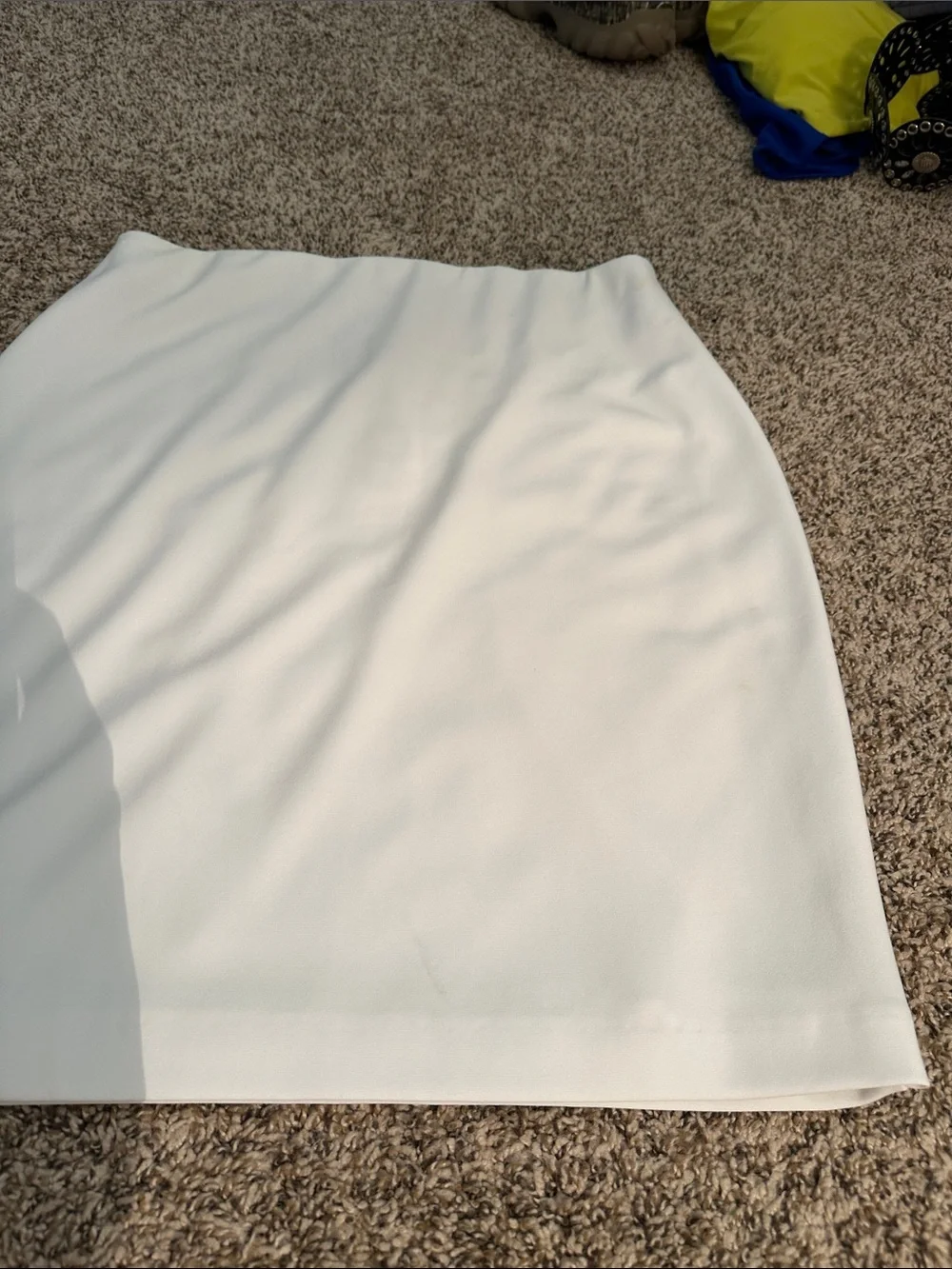 Joseph Ribkoff White Pencil Skirt - Sleek Professional Style - Picture 6 of 11